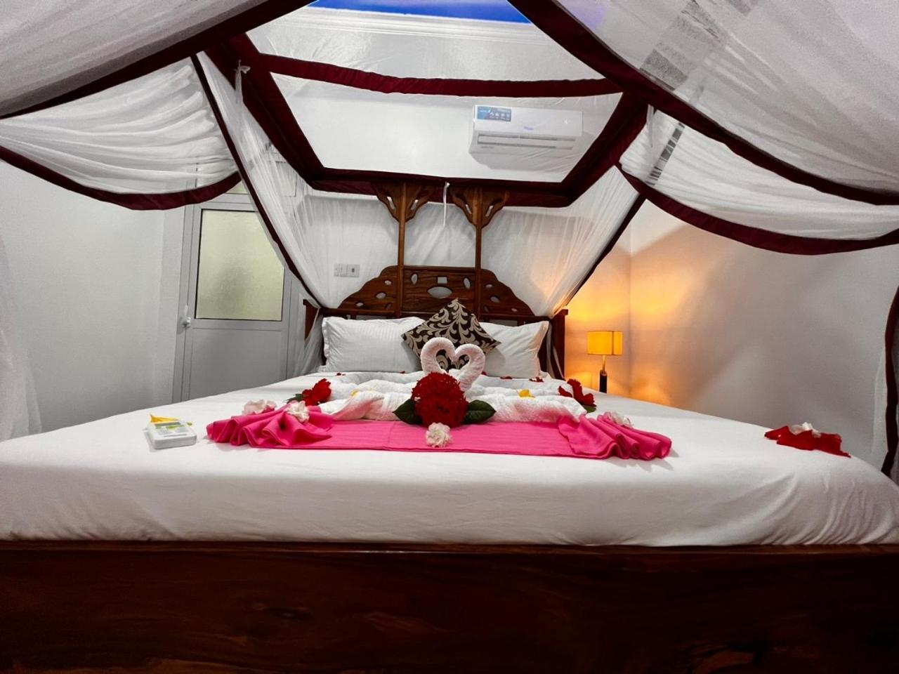 Isla Bonita Zanzibar Beach Resort Matemwe  Bagian luar foto