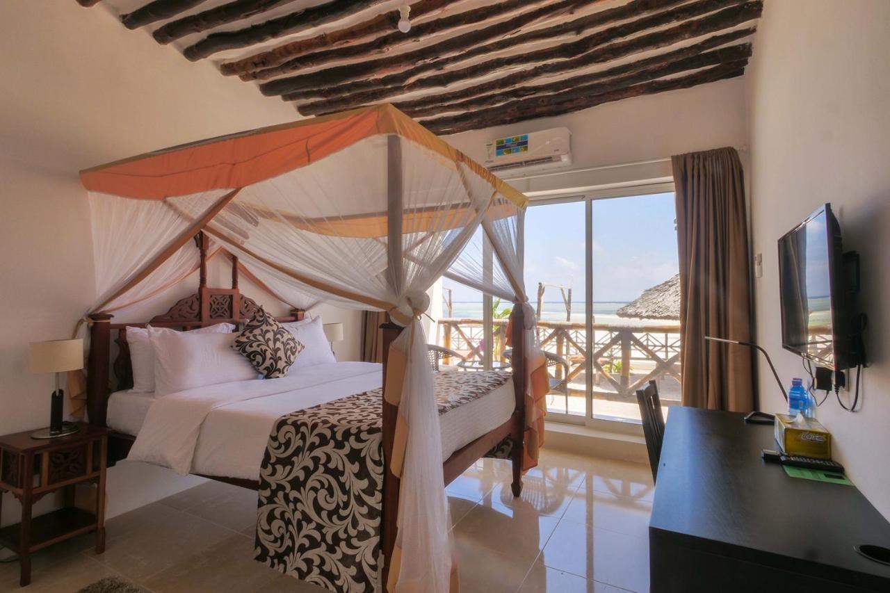 Isla Bonita Zanzibar Beach Resort Matemwe  Bagian luar foto